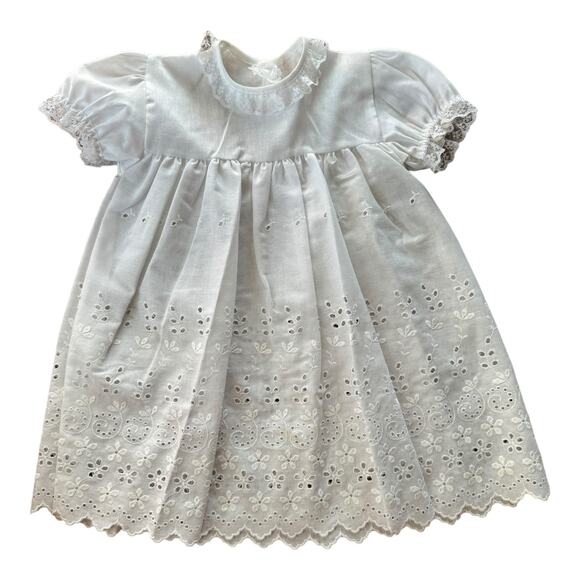 Vintage I.C. Kids White Christening Eyelet Gown, Slip & Bonnet size 0-6 months - Picture 2 of 12